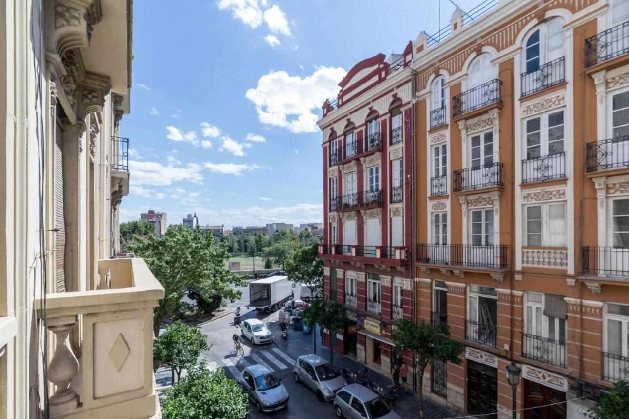 Apartament Piso Visitacion Walencja Zewnętrze zdjęcie